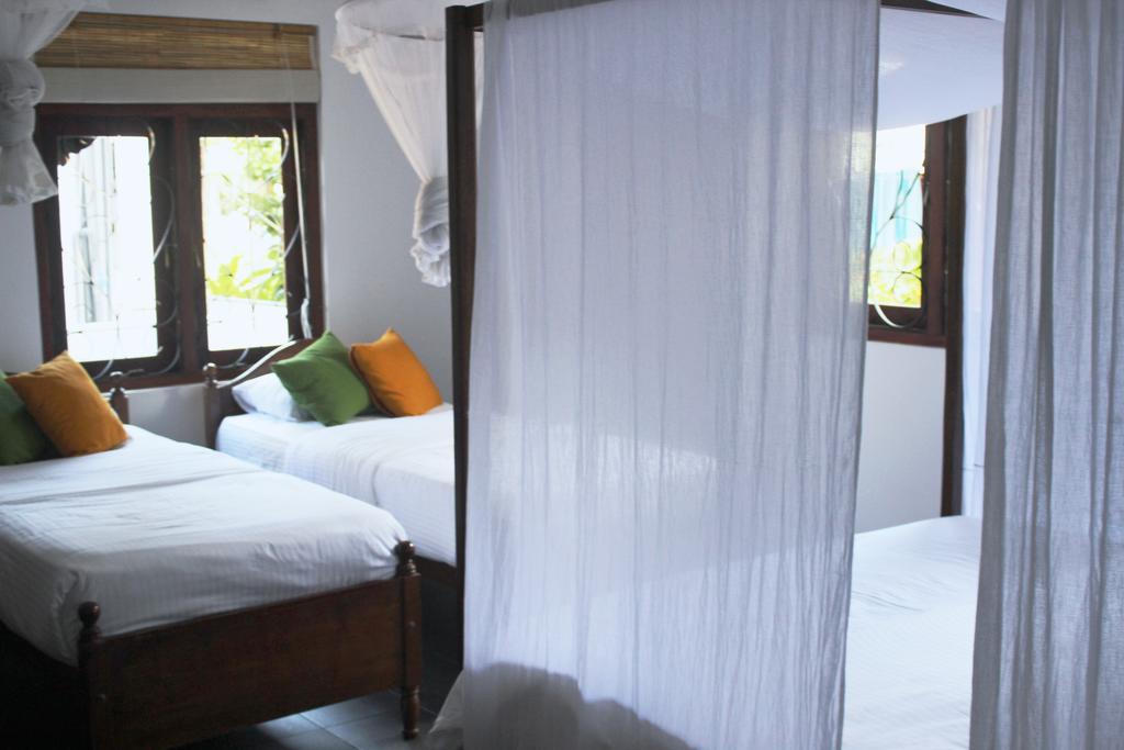 Bedspace Unawatuna Eksteriør billede